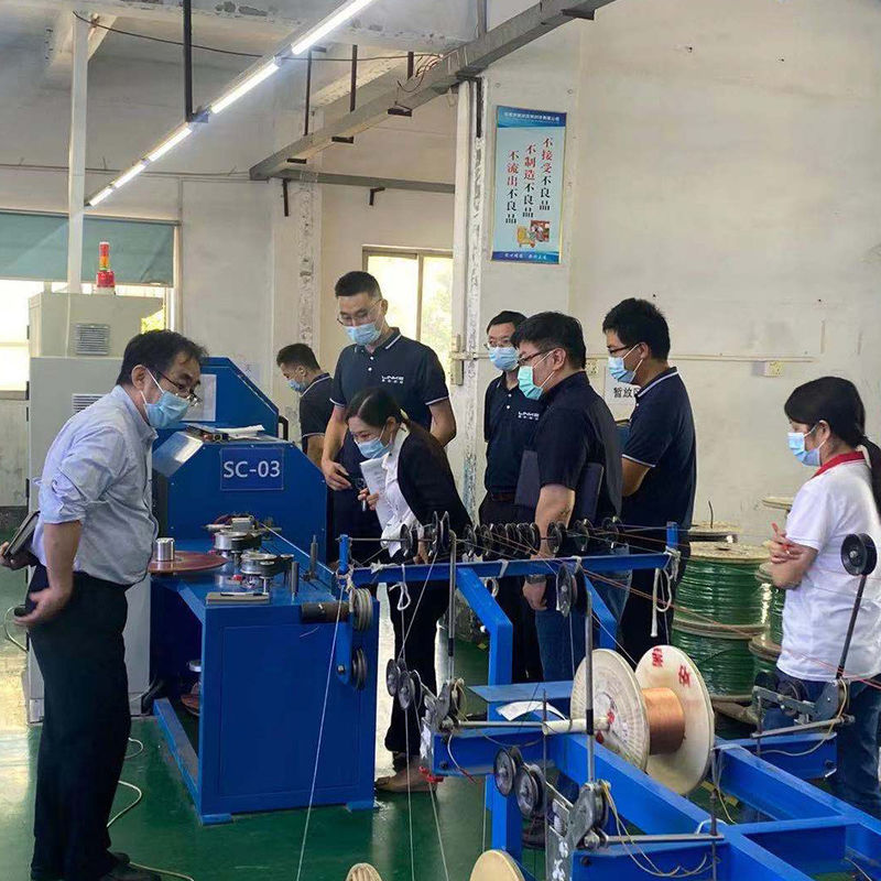 كابل مطاطي معزول من النحاس عالي الجهد XLPE للسيارات الكهربائية للطاقة