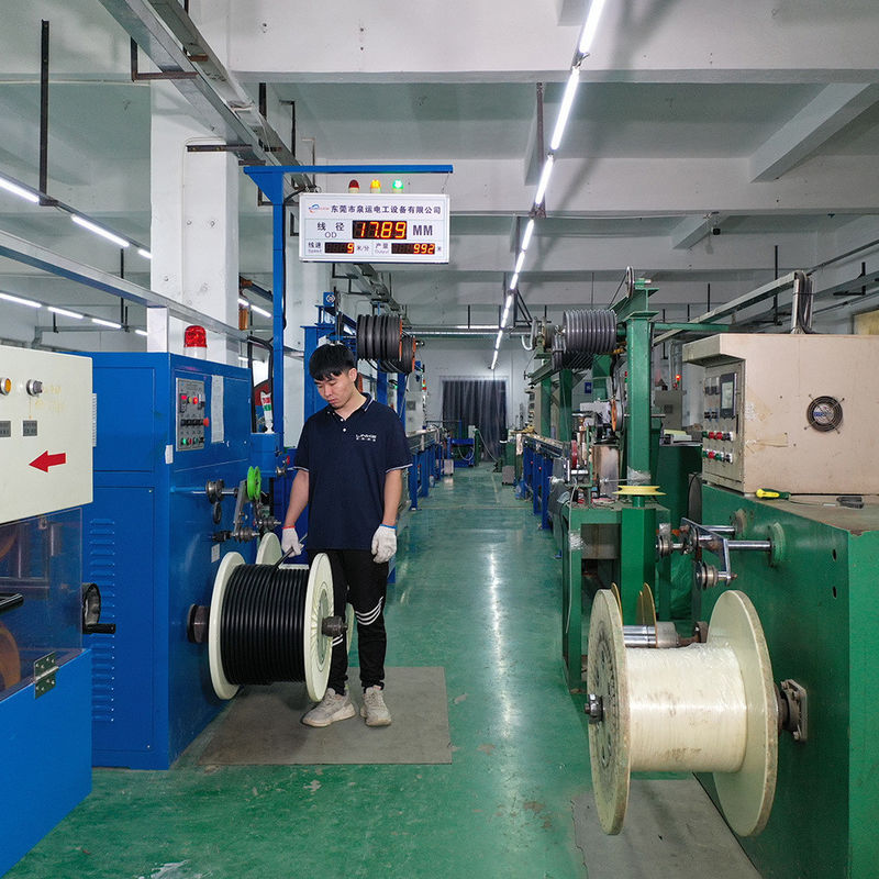 كابل شحن مقاوم للماء وقابل للتخصيص ومعتمد من UL لتطبيقات الطاقة مع خيارات أساسية متعددة